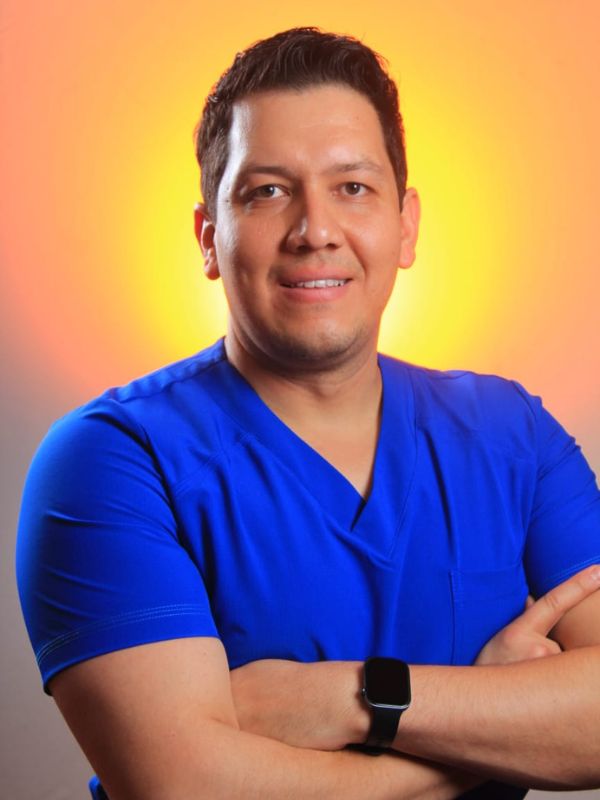 Dr Eddie Ledezma